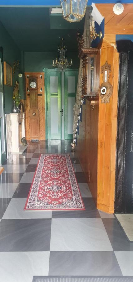 Dom Pod Orlimi Skalami - Blisko Zamku Czocha Apartment เลชนา ภายนอก รูปภาพ