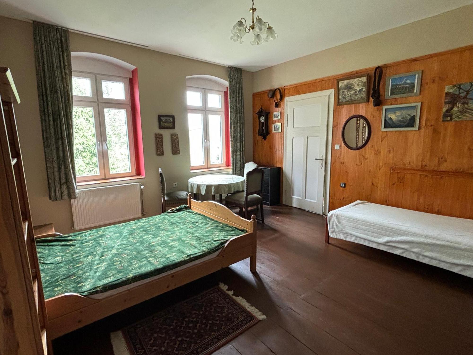 Dom Pod Orlimi Skalami - Blisko Zamku Czocha Apartment เลชนา ภายนอก รูปภาพ