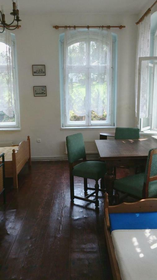 Dom Pod Orlimi Skalami - Blisko Zamku Czocha Apartment เลชนา ภายนอก รูปภาพ