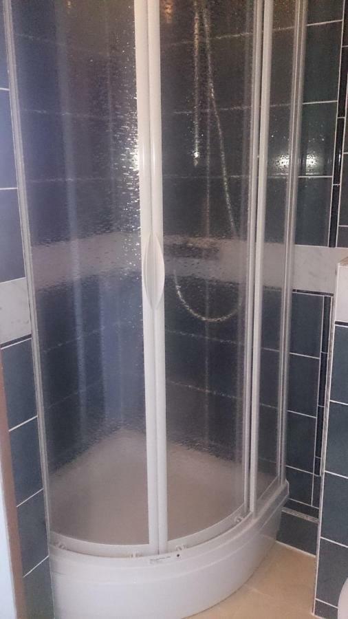 Dom Pod Orlimi Skalami - Blisko Zamku Czocha Apartment เลชนา ภายนอก รูปภาพ