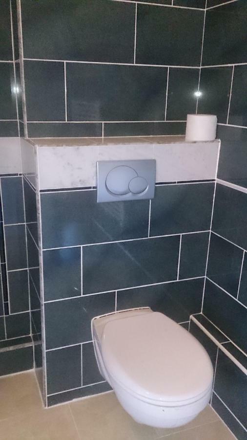 Dom Pod Orlimi Skalami - Blisko Zamku Czocha Apartment เลชนา ภายนอก รูปภาพ
